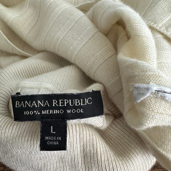 Banana Republic 100 Merino Wool Turtleneck Sweater Large Cream Ribbed Preppy EUC - Picture 7 of 8